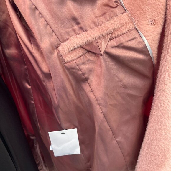 NWT Ladies Sz Large DKNY Plush Pink Outerwear/Coat - Picture 9 of 16